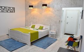 Kaya Studio
